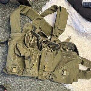 US Military Surplus Chest Rig Tactical Badaz
